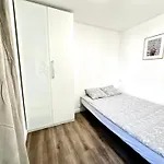 4-pokojowe Mieszkanie Przy Plazy & Parking