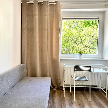 4-pokojowe Mieszkanie Przy Plazy & Parking דירה סופוט