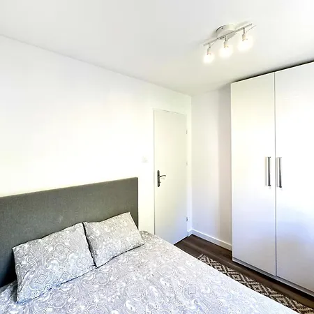 Apartman 4-pokojowe Mieszkanie Przy Plazy & Parking