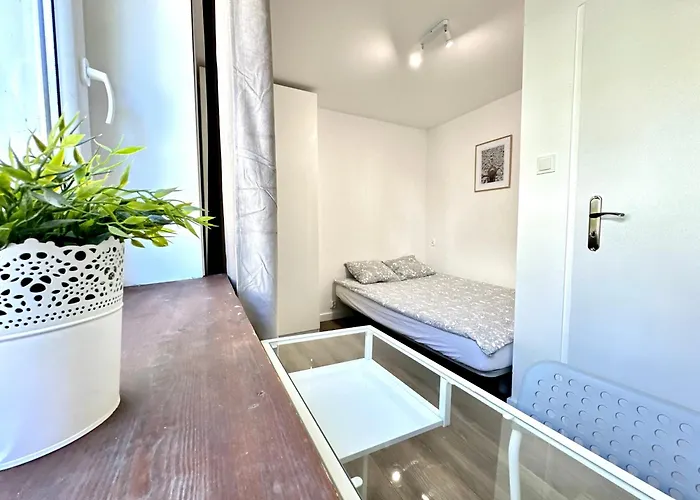 4-pokojowe Mieszkanie Przy Plazy & Parking *