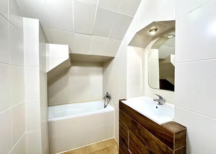 דירה 4-pokojowe Mieszkanie Przy Plazy & Parking *